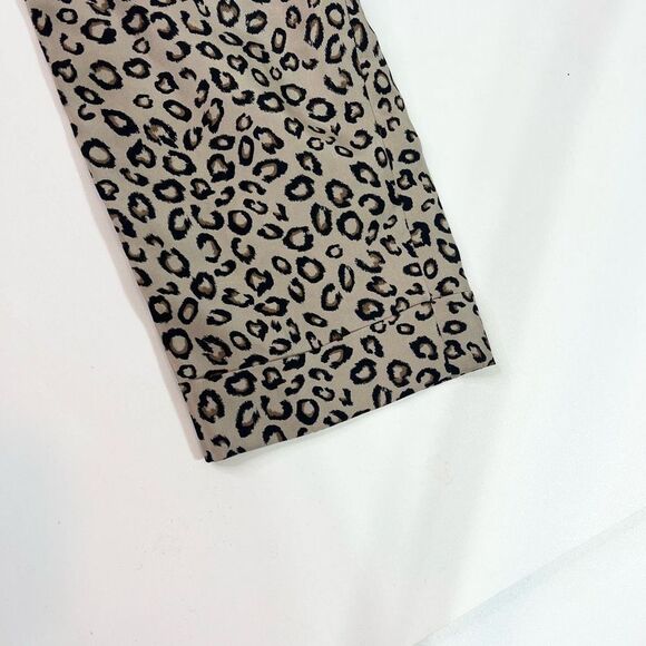 Theory Dress Pants Women's 0 Beige Silk Animal Print Pleated Tapered Leg - Picture 6 of 12